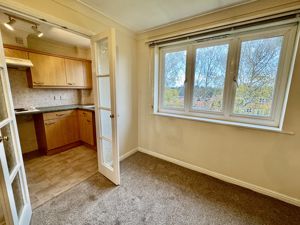 Dining Area - click for photo gallery